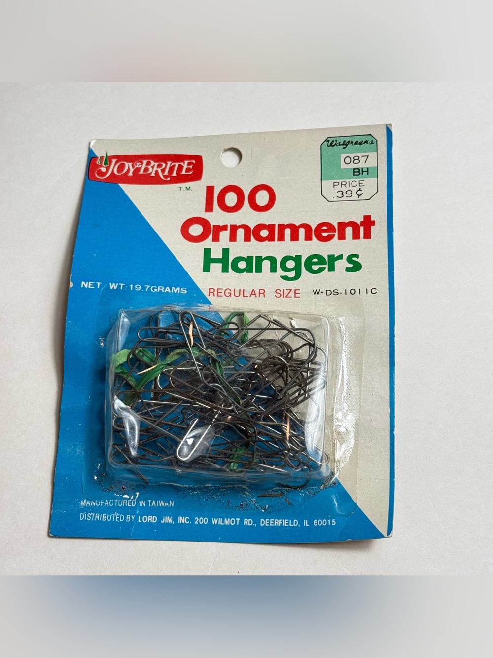 Vintage Joy Brite Christmas Ornament Hooks Hangers Taiwan Retro MCM Vignette